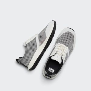 York Athletics Henry Sneaker Size 12